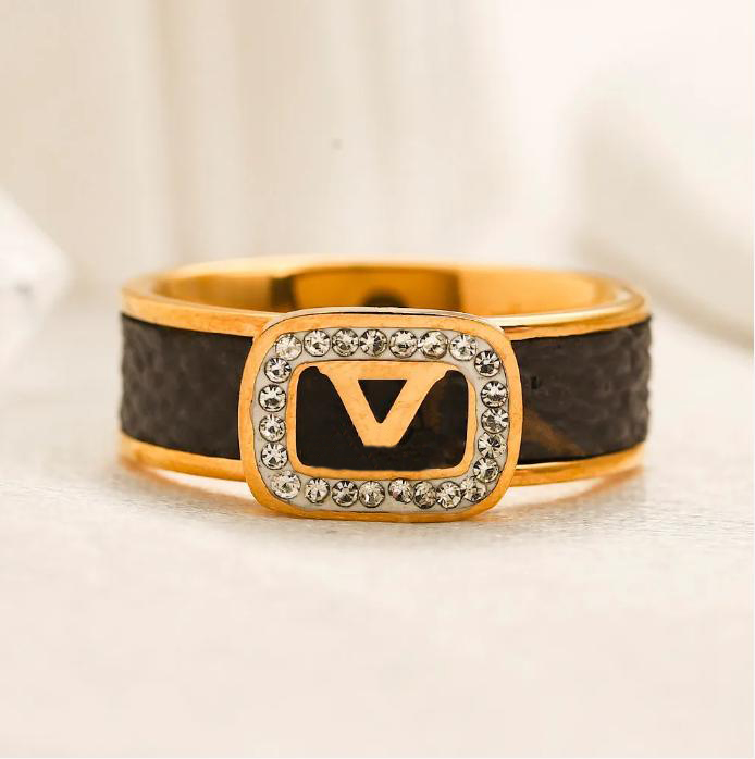 18K Gold Plated Luxury Designer Ring for Women Classic Style Ring Double Letter Designers Rings Full Diamond Wedding Party Gift Jewelry High Quality