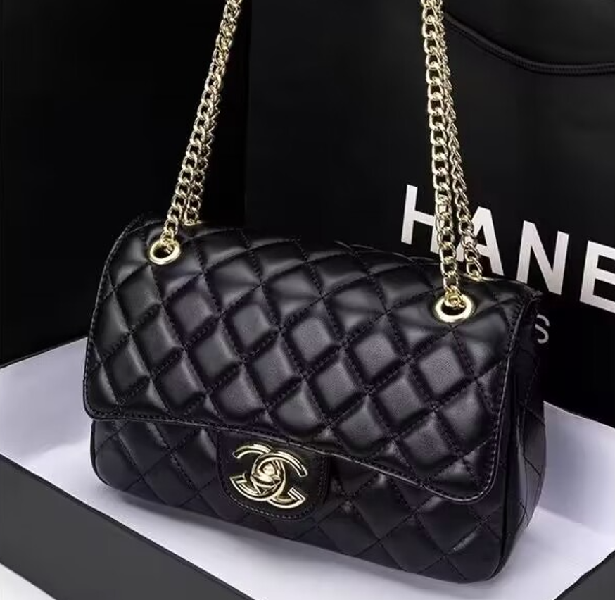 2026 Designer Handbag Shouder Chain Bag Cutch Fap Totes Bags Waet Check Veour Thread C Purse Doube Letters Soid Hasp Waist Square Stripes Women