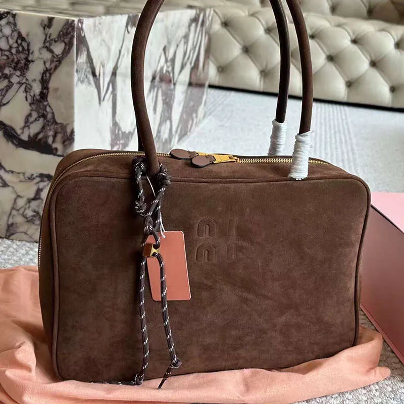 Designer Shoulder Bags Luxury Handbags Tote Bowling Bag Luxury Long Handle Suede Brown Leather Woman Large Briefcase Totes Mailman Bag Simple Handba