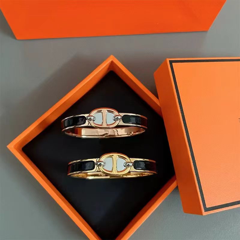 Bracelet de créateur classique en forme de H, de luxe, 8mm, multifonctionnel, personnalisé, ne se décolore pas, bijoux pour les déplacements quot