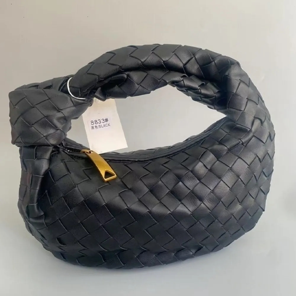 Marque de luxe concepteur femmes tissé Hobo bonbons réel noué sacoche nuage sac boulettes tricot sac à main sacs de soirée fourre-tout