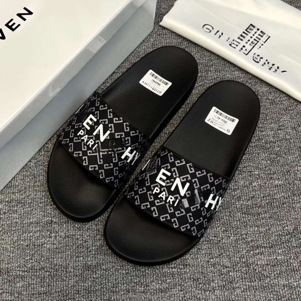 Designer Parisian Check Slides Summer Comfortable Beach Slippers Men Women French Luxury Sandals Translucent jelly shoe Black White Pink Embossed Sl