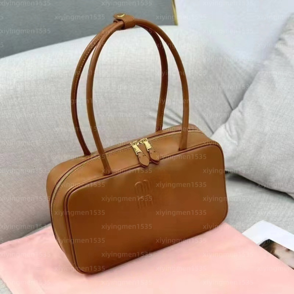 Travel Underarm Designer Tote luxury Beau Leather Armpit Pochette Hobo Lady Shoulder Bowling Briefcase Shop Handbag Mens Crossbody Clutch Woman Lvy