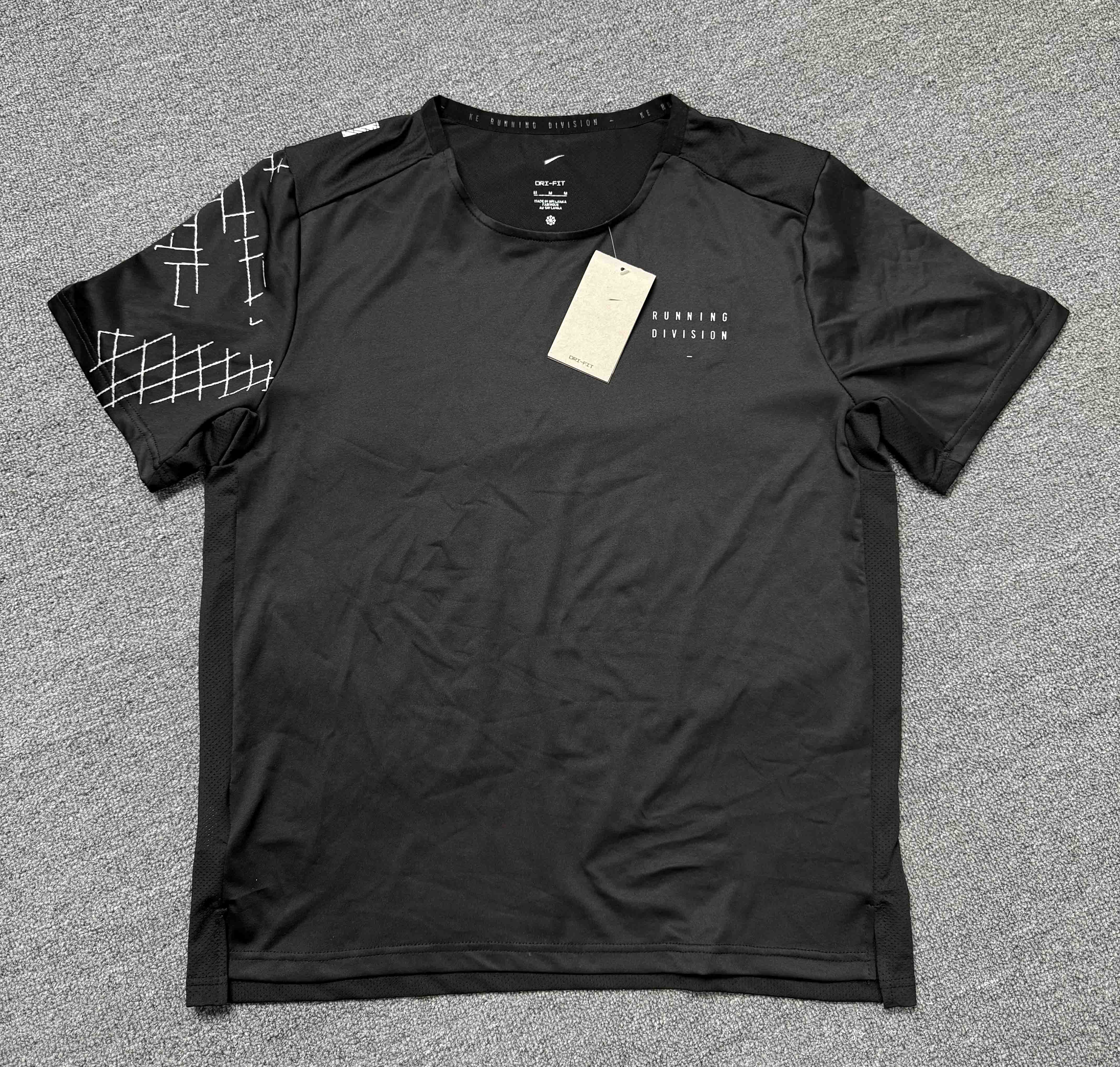 T-shirts de division de course pour hommes UV Run Division Miler T-shirts de course à motif imprimé col rond côtelé pantalons à manches courtes S