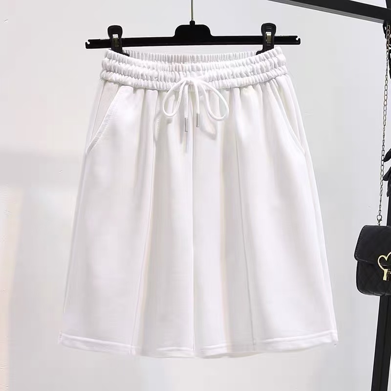 032 Elegant & Spacious Cinched Waistline Shortwear for Her - Leisurely Attire Elevated-image-1101434456