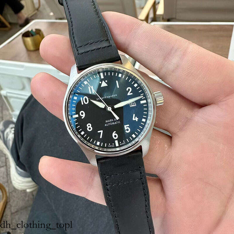 AAA Snake Watch iwcpilot watch designer classic fashion quartz iwcly watch sapphire glass triangle dial ring strap is a ladies' favorite gift 0