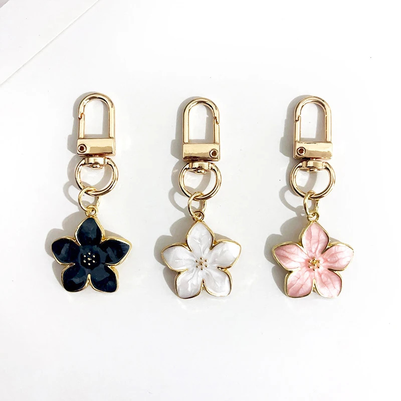 Lovely Sakura Flower Keychain Charm Enamel Pink White Black Women Bag Charms Key Ring Accessories 260413BJ