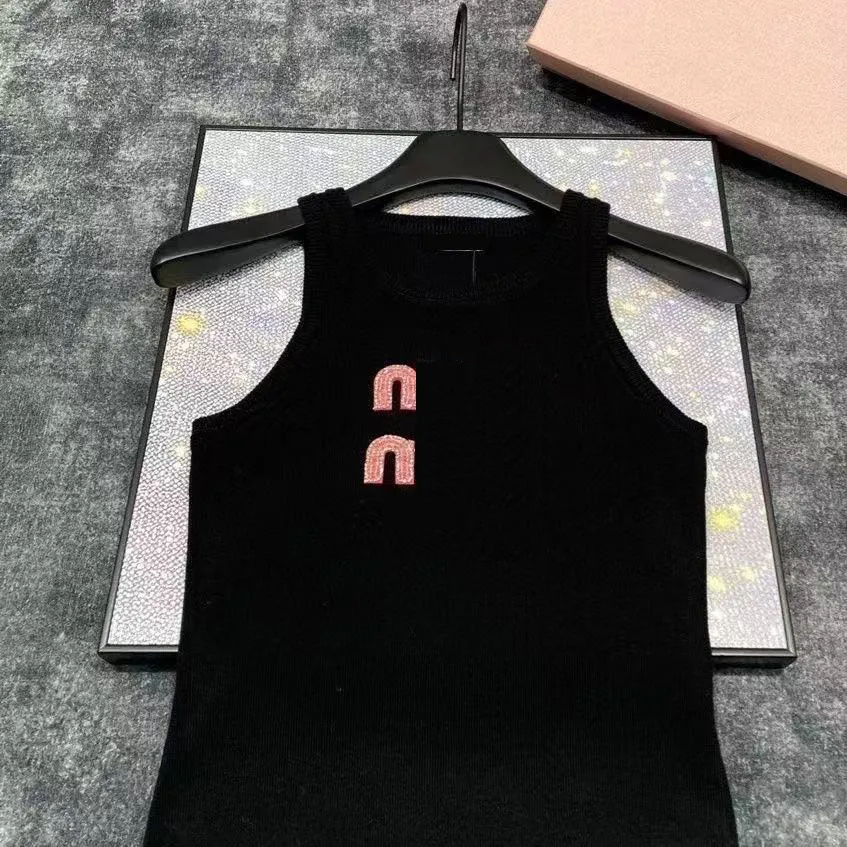 woman designer tank top women wet tank top womens t shirt Summer vest sleeveless womens Designer Embroidery Knitted Vest Outwear Elastic Knitted Tan