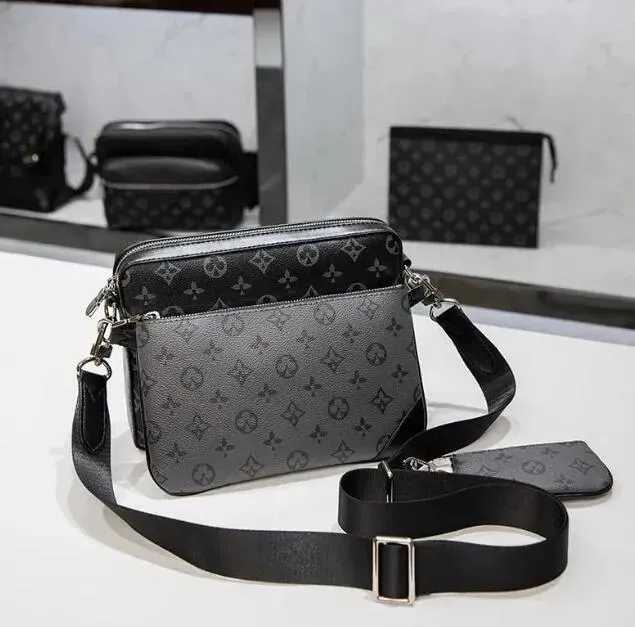New Men Designer Shoulder Bags Man Messenger Bag Crossbody Purse Travel Outdoor Packs Male Luxury bags Casual CrossBody book Handbag Men Fashion bla