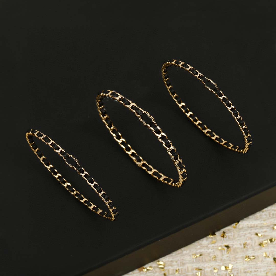 2026 Luxury quality charm 3pcs in a set punk bangle with black genuine leather in 18k gold plated have stamp simple design PS6519B