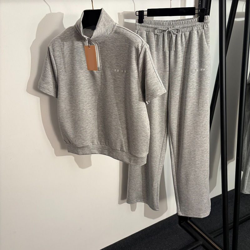 Pantaloni da jogging firmati con mezza zip per donna Felpa estiva a maniche corte T-shirt Pantaloni in vita elastica Abbigliamento da casa sportivo