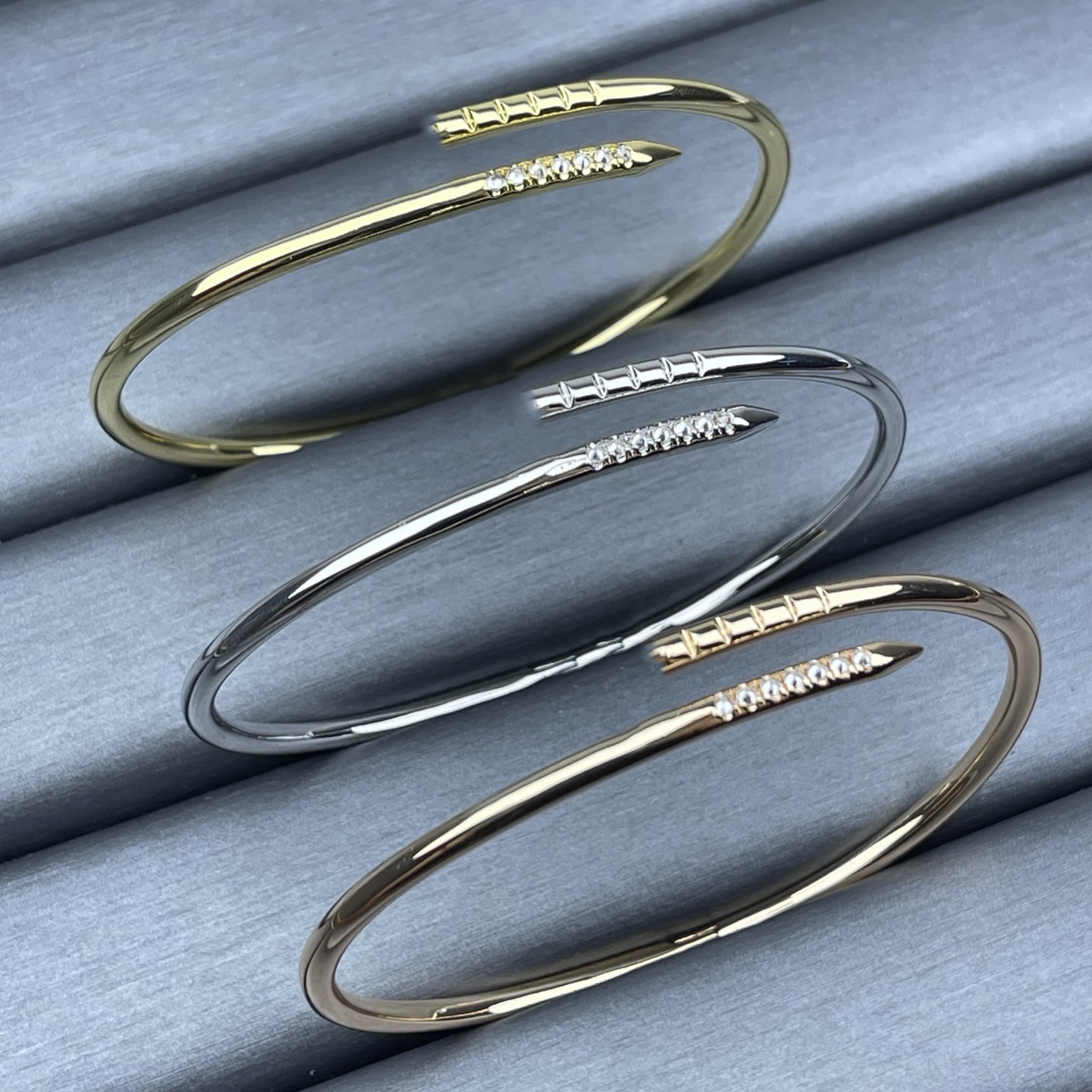 Luxury Designer Nail Bangle for Women Men High Quality Stainless Steel Thin Screw Bracelet with Diamonds Love Jewelry 17 19cm