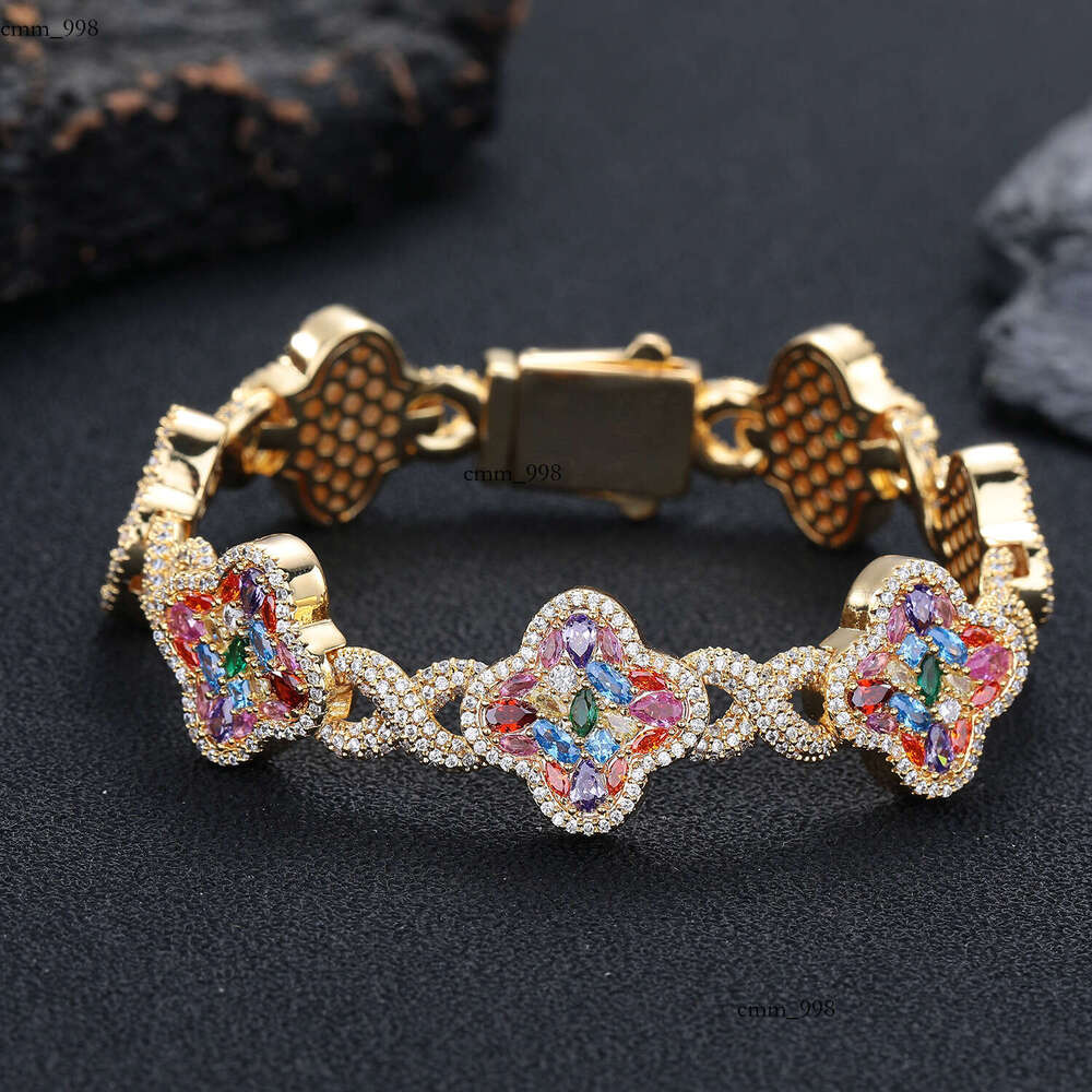 European and American Cross-Border Small Fragrance Style Four-Leaf Clover Star-Shaped Bracelet Multi-Color Full Inlaid 2025 Winter Frh Sweet Jewelry