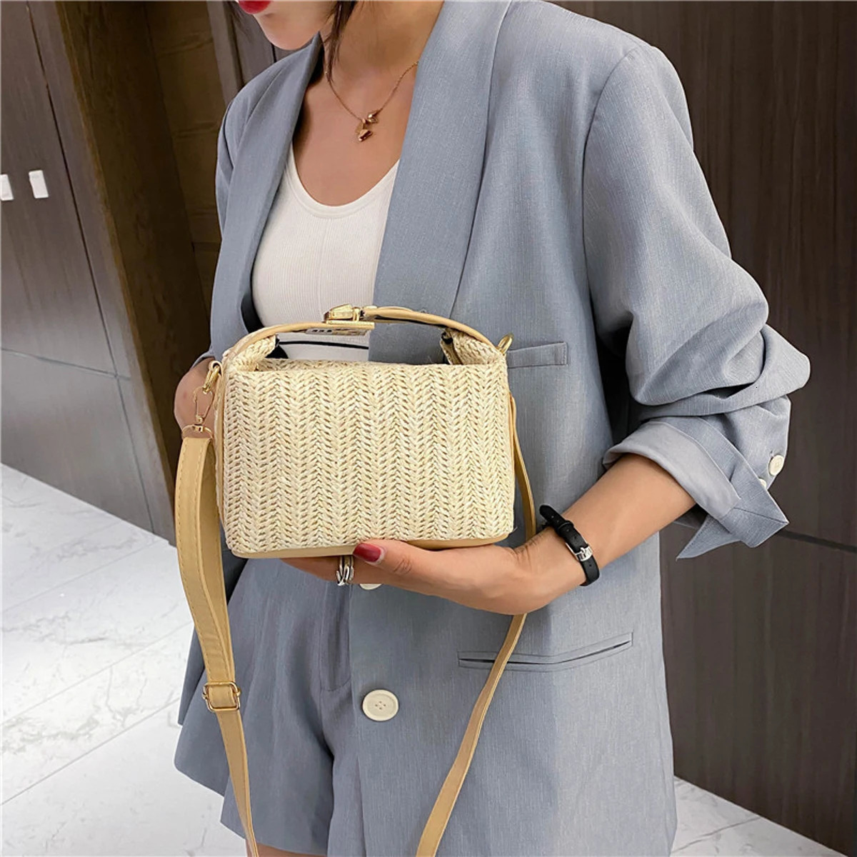 Summer Small Straw Handbag Trendy Shoulder Bag Woven Bucket Crossbody Casual Seaside Beach Gilrs Handle Tote 260416BANJIA