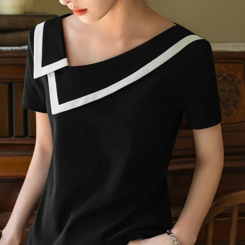 French Haute Couture Niche Black White Panelled Diagonal Neck Short Sleeved T-shirt Womens Patchwork Fashion Slim Top 260415BJ