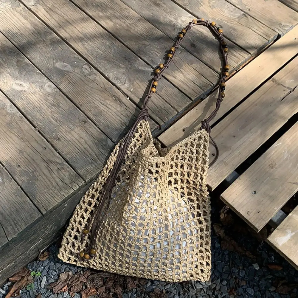 Casual Large Capacity Lafite Straw Bag Drawstring Fashion Weave Tote Wood Beaded Underarm Grass Woven Summer 260416BANJIA