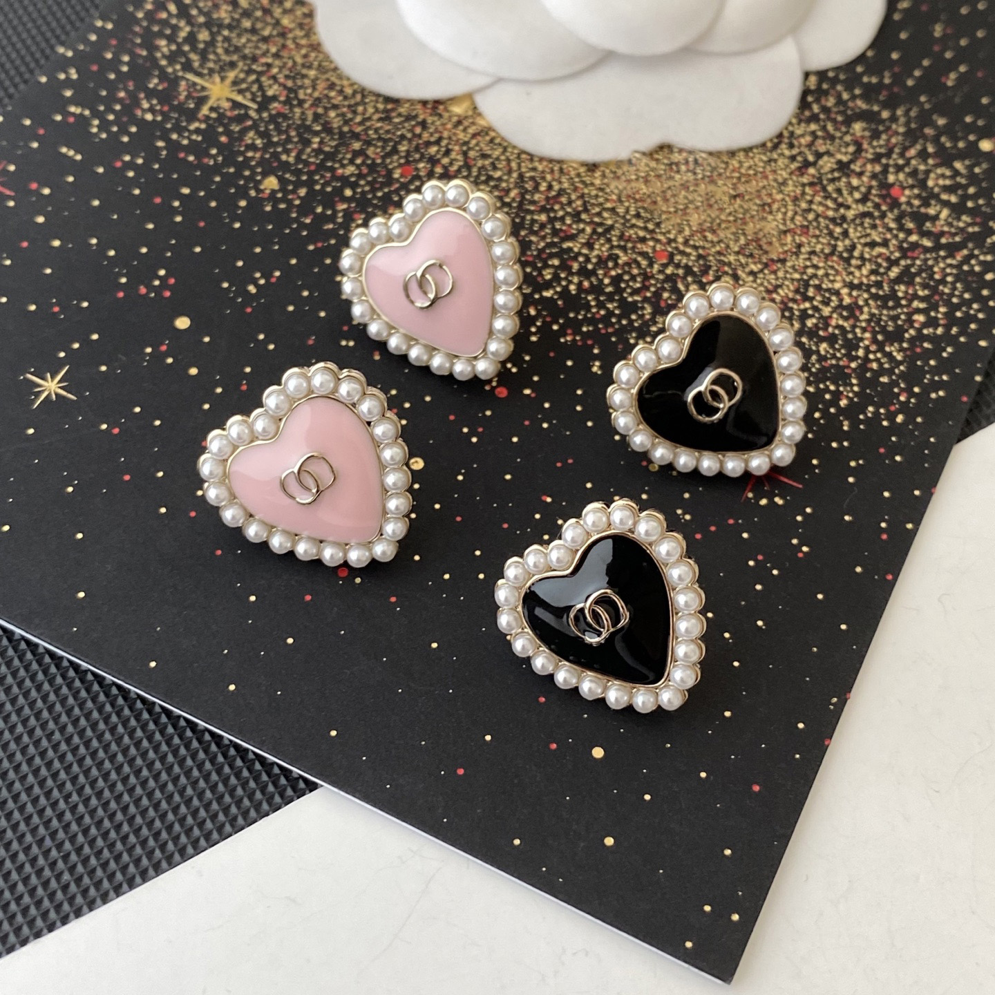Never Fading Black Pink Heart Digner Ear Stud Earrings Pearl Real Gold Brass Copper Stamp Letter Earring Fashion Womens Luxury Wedding Party Jewelry