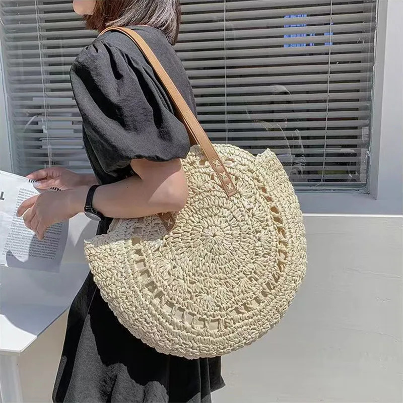 Round Straw Beach Bag Vintage Handmade Woven Shoulder Raffia Circle Rattan Bags Bohemian Summer Vacation Casual 260416BANJIA
