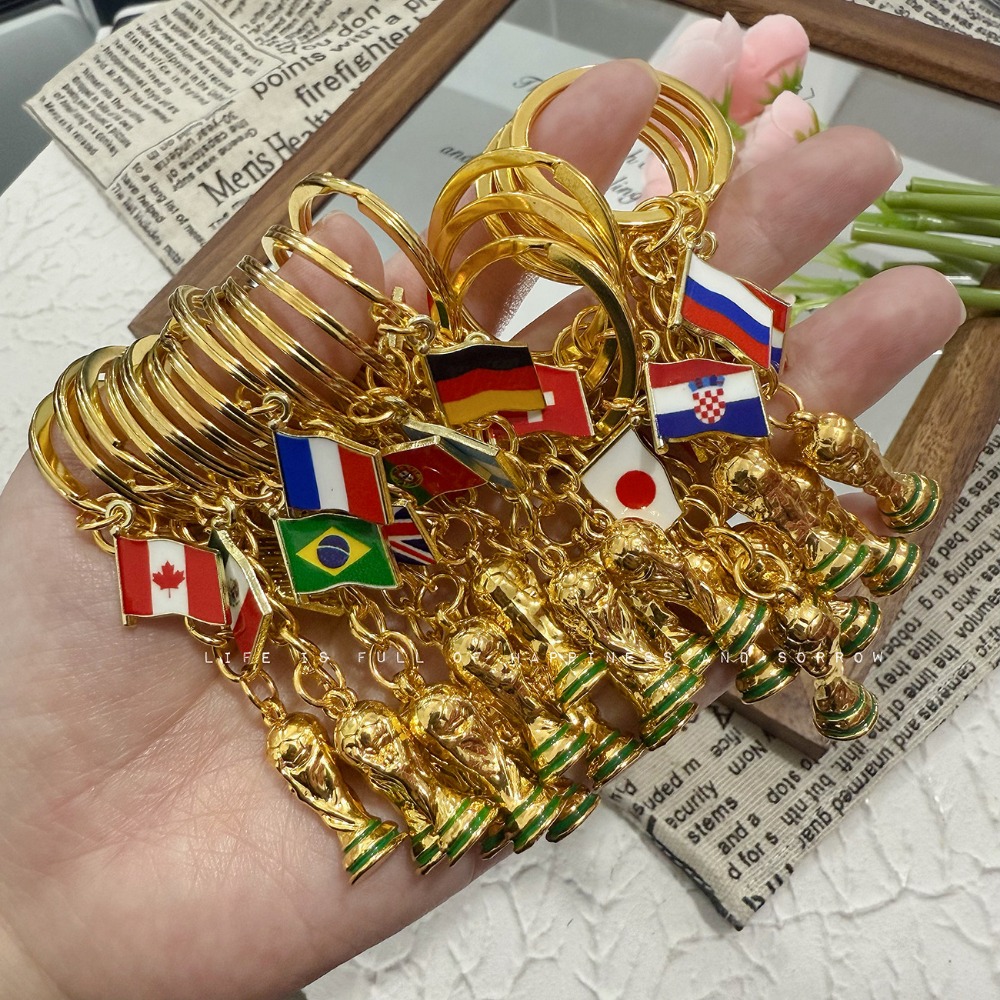 World Hercules Cup Flag Keychain Fans Peripheral Souvenirs Football Team Emblem Pendant Small Gifts-image-1102209790