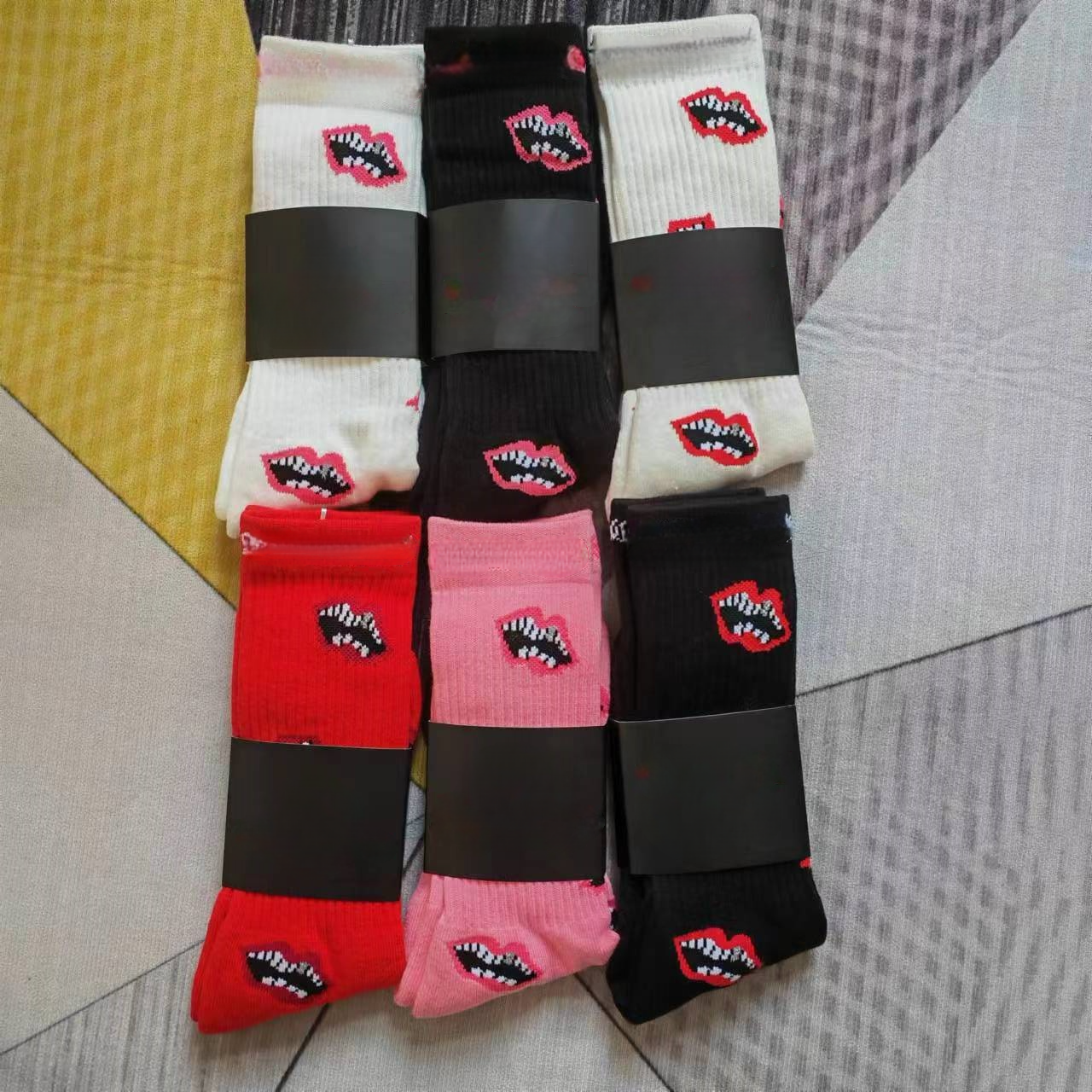 Designer Socks Mens Fashion Casual Socks Heart Print Socks Stripe Letter Lip Embroidery Towel Bottom Sport Socks Autumn Winter New Arrivals-image-1102094381