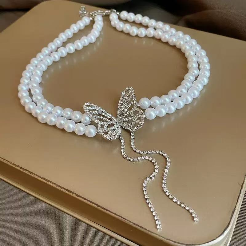 2026 nouveaux colliers de perles en or de créateur-pendentifs classiques en laiton pour femmes avec boîte