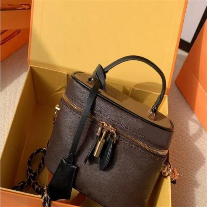 Designer Bag luxury Cosmetic Bag Makeup Bag vanity cases toiletry bag make up handbag Double zippers women travelling Wash Purses Mini bag Should