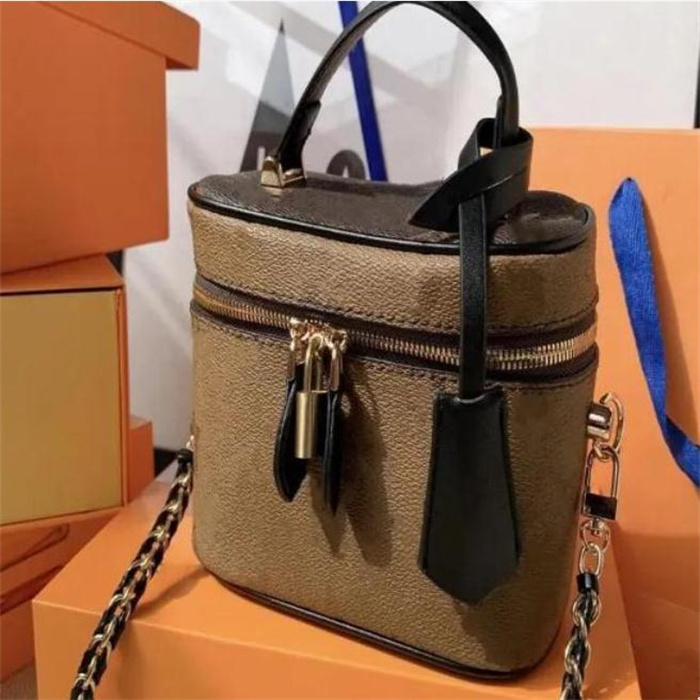 10A Sac de maquillage de créateur, sac de vanité, sacs à main pour femmes, sacs à cosmétiques exquis, petits sacs portables avec sangles, sacs à