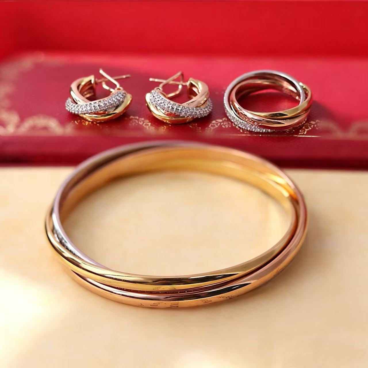 Luxury and high-end love ring earring bracelet three ring diamond crystal set 18k wedding designer jewelry for women-image-1102386196