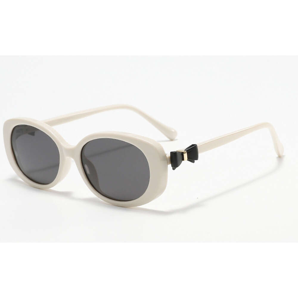 Sunglasses Retro Cat Eye Shape With Black Bow Detail Temple Arms Dark Grey Lens For Women Casual Daily Streetwear
