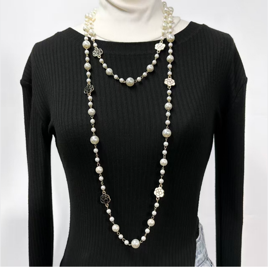Luxury Long Pearl Chain Necklace for Women Elegant Multi-Strand Faux Pearl Statement Necklace with Gold Tone Charms, Perfect for Party, Wedding, and