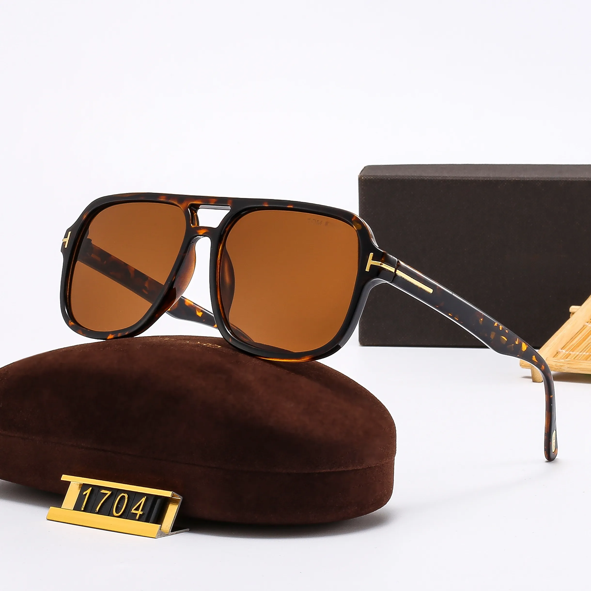 Square Ford FT Luxury designer sunglasses womens sunglasses Oversized frames Retro Sunglasses Womens Mens 70s Classic Vintage Sun Glasses AR82227