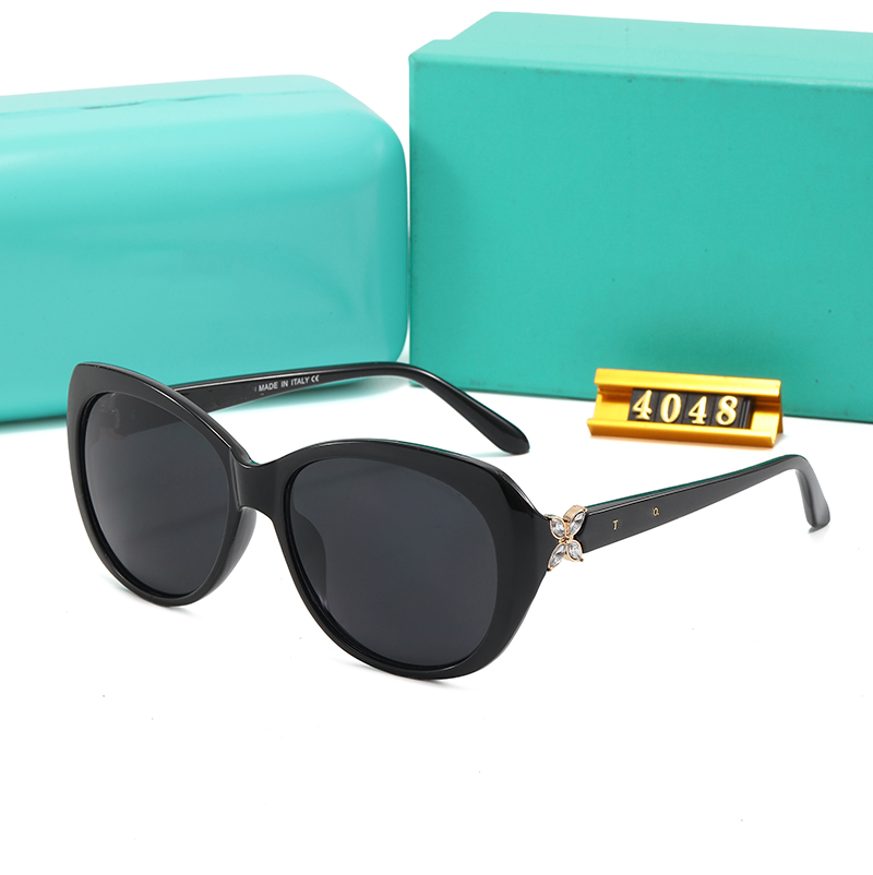 Top Sunglasses Designer Sunglasses for Womens Mens Luxury Outdoor Sunglasses 4048 Shades Fashion Goggle UV400 Eyewear Classic glasses Male Sun Glass