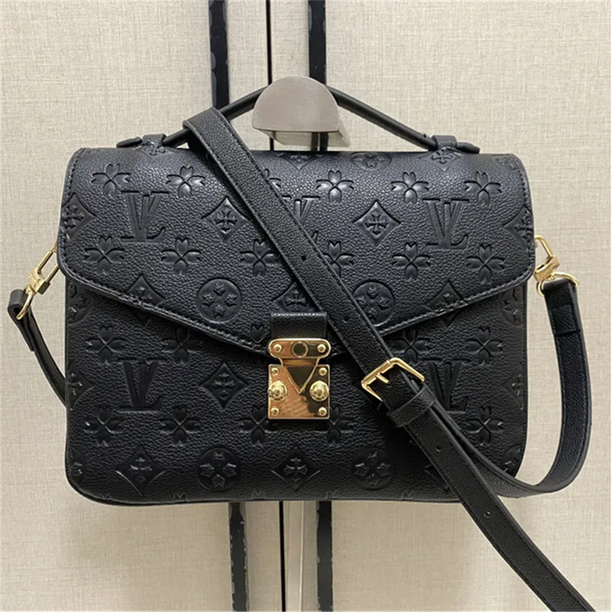 2027 Luxurys Designer Bags Womens Loop Hobo Handbags Purses Totes Bag Embossed Flower Purse Crossbody Bag Tote Bag Letter Leather Shoulder Bags A3AA