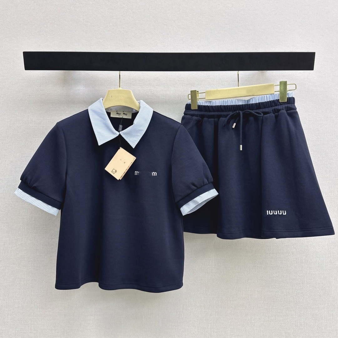 Basic & Casual Dresses Designer Womens 2 PieSet Striped Collar Polo Shirt Drawstring Mini Skirt Preppy Style Tennis Outfits Tracksuits Sweet Clothes