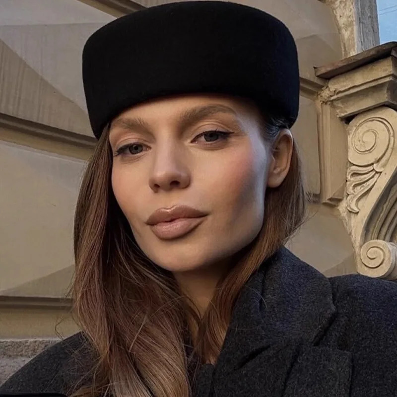 Korean Y2K Berets Caps Sweet Girls Lady Flat Top Hats Retro Winter Warm Wool Pillbox Hat Fashion Fedoras Fascinator Painter 260420
