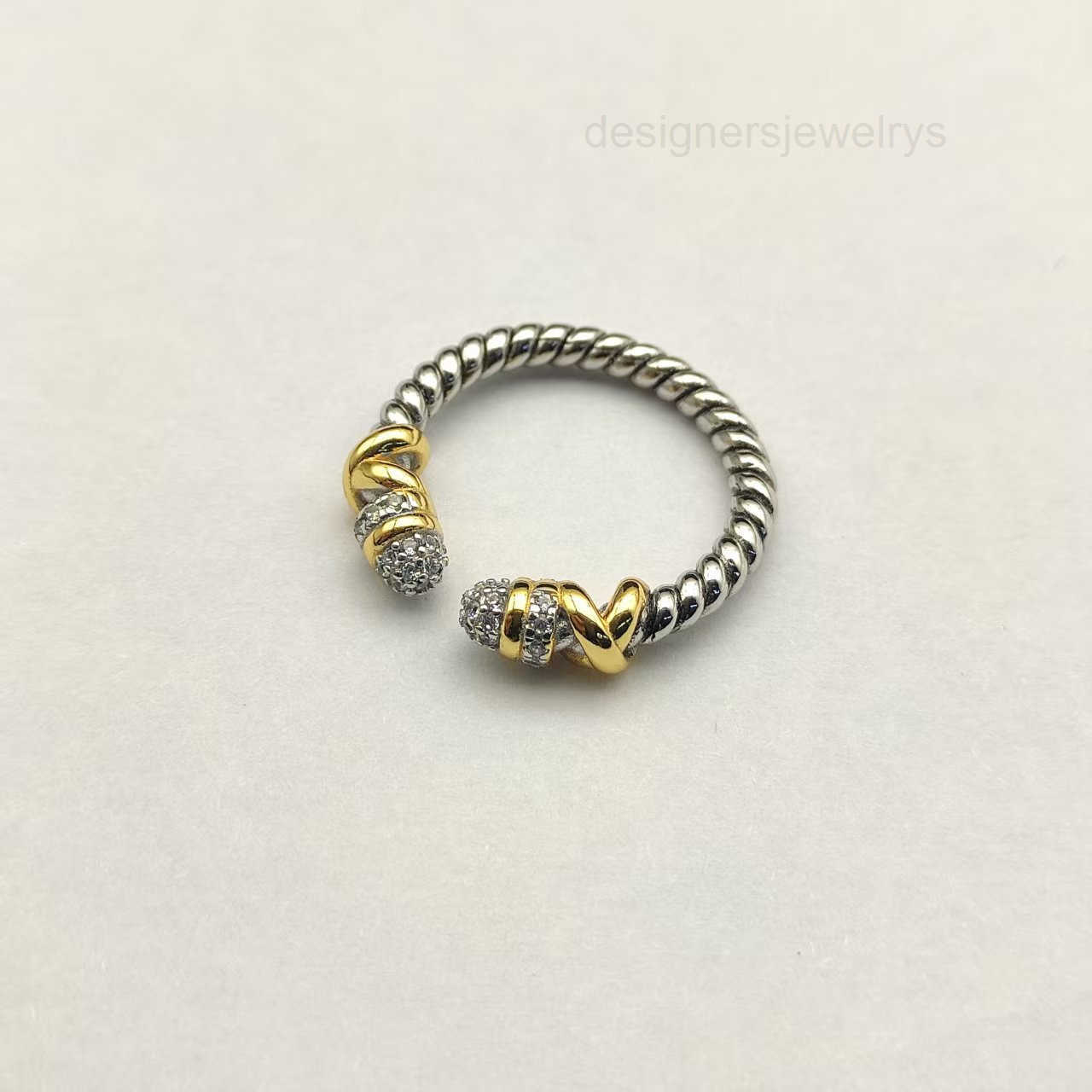 New DY Ring 2025 Knot Wrapped Ring Fashionable Luxury High End Love Festival Gift Daily Matching Fashion Trend
