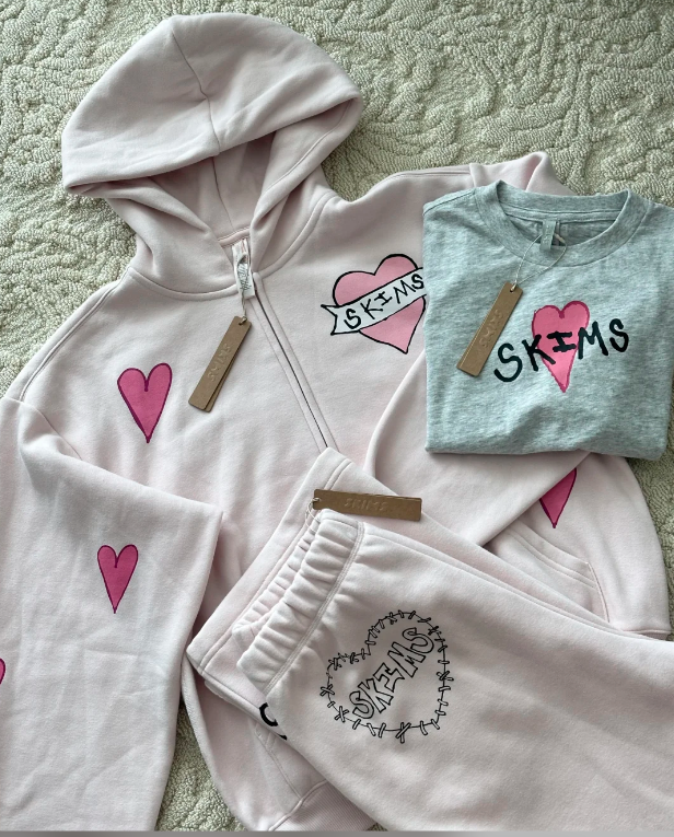 Skims Women's Set Outfit Valentine's Day Edition Skimss lounge Sets Designer Hoodie Pink Sweatshirt Jacket Pants Sweatpants Clothes Out-image-930901099