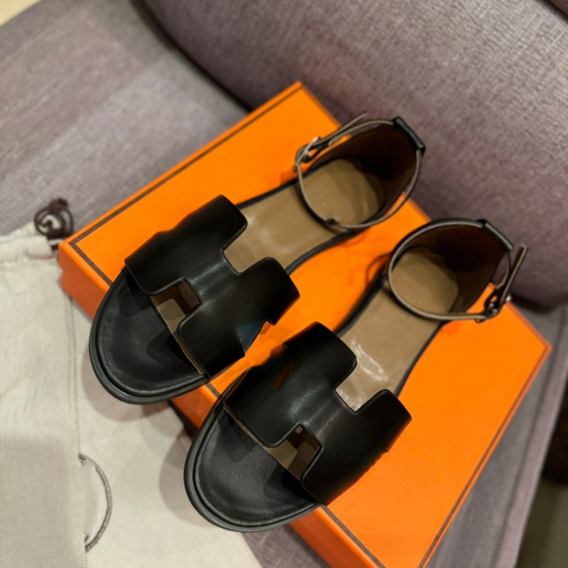 new model H designer shoes new denim tassel with black sandals for women s outdoor wear beach flat bottomed Roman open toe slippers