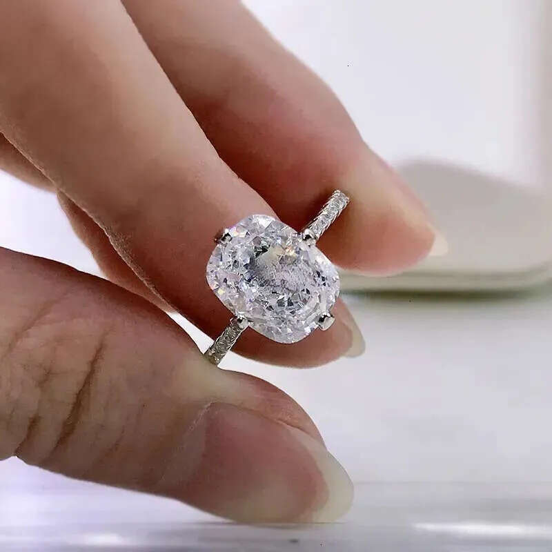 Cushion Cut 8*10mm Moissanite Dia Ring 100% Real sterg sier Party Wedding band Rings for Women Engagement Jewelry aaa