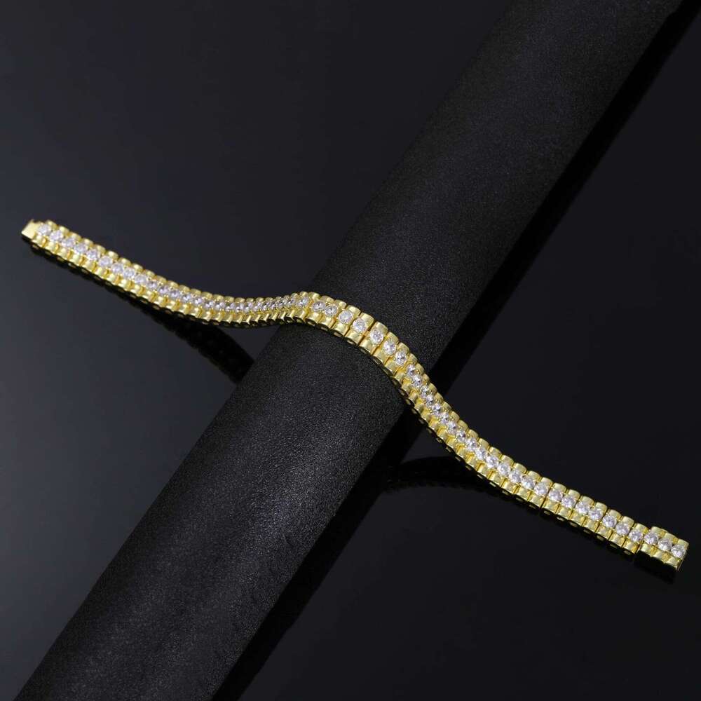 European American hip-hop sparkling full-diamond tennis bracelet, light luxury, high-end, exquisite, fashionable and stylish accessory