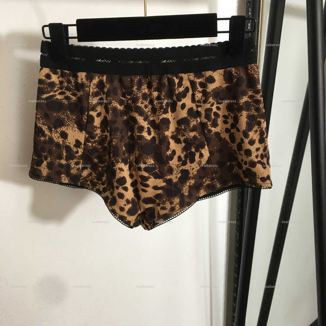 Classics women pants high quality girls shorts designer clothes women letter wave edge leopard print shorts size:S-XL A475X10N000-image-1103223704