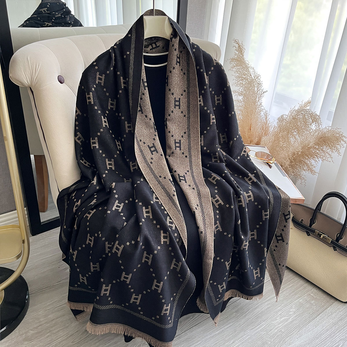 Designer Luxurious Wrap Coat Winter spring Style Wool like Material Women's Neck Warmth Model Lettered Jacquard Scarf