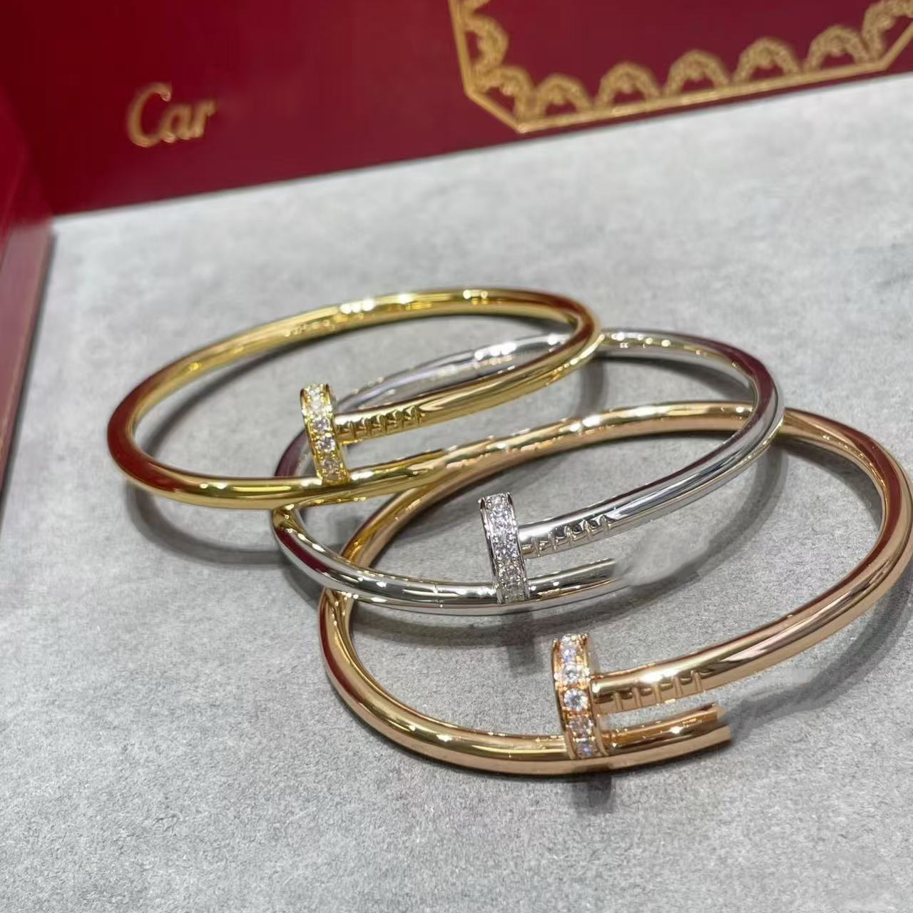 Designer Men and Women Bracelet Nail Diamond Luxury Classic Fashion Titanium Steel Non fading Multi size Adjustable for Daily Wearing Gift Strap-image-1105899256