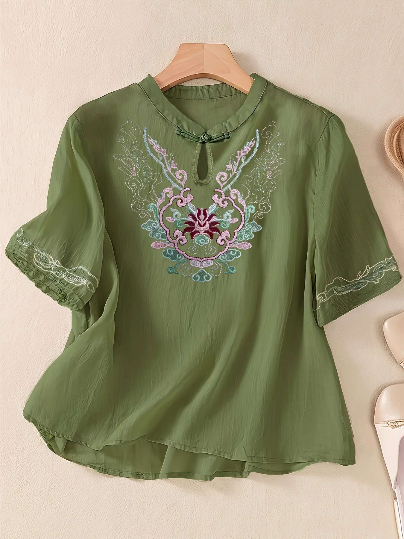 Women Vintage Embroidery Blouse Summer Short Sleeve Ethnic Floral Shirt Casual Loose Top Chinese Style Retro Elegant Tunic Blous 260423BANJIA