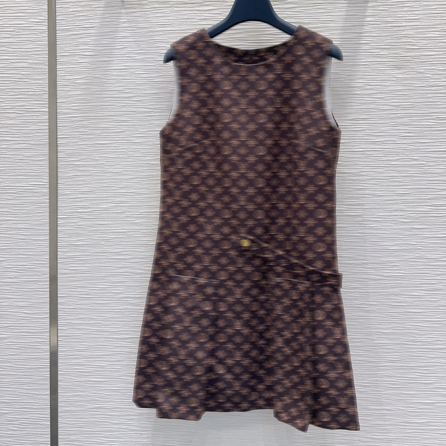 Spring Summer New Luxury Designer Monogram Print Round Neck Sleeveless Pocket Waist Mini Dress Premium Stiff Textured Custom Fabric