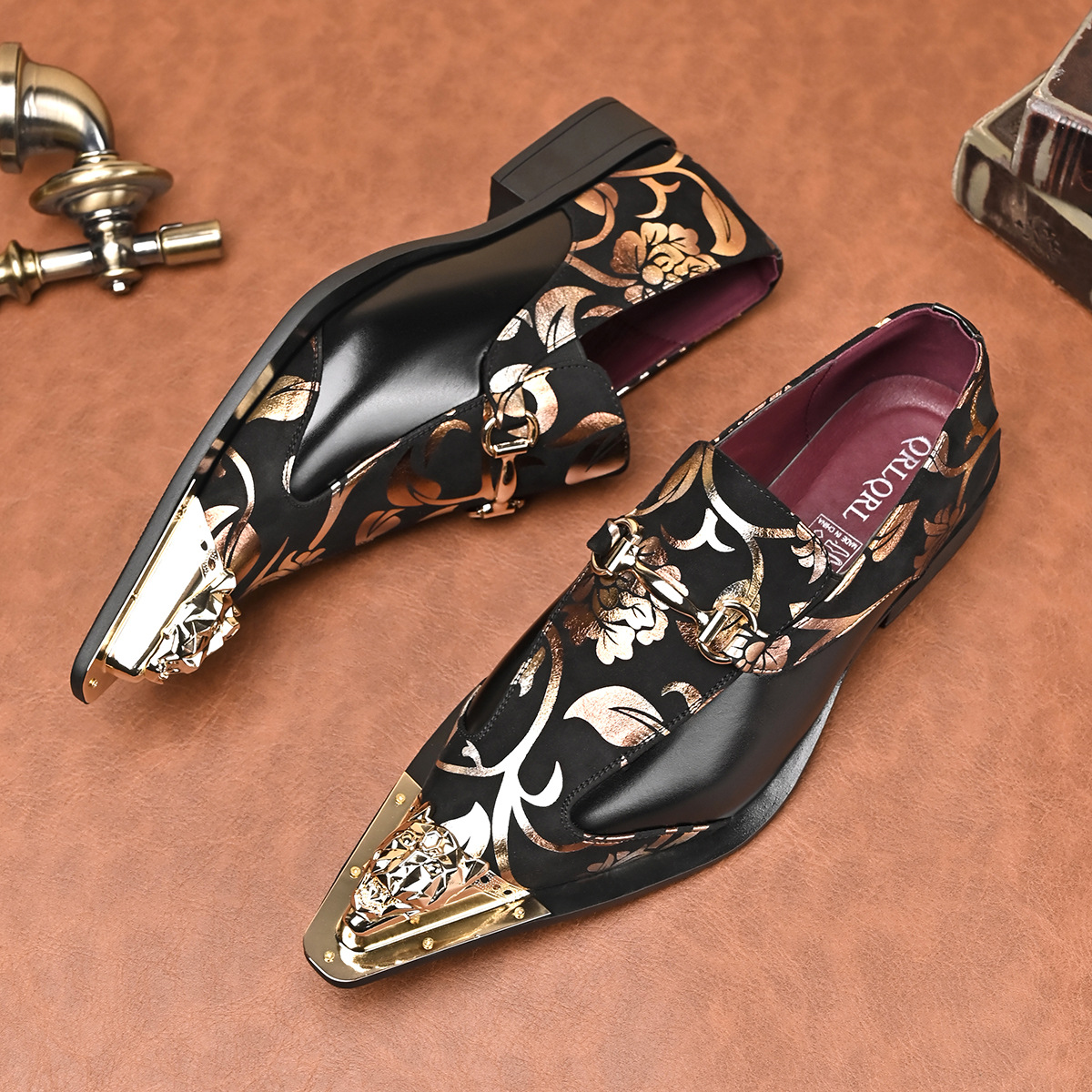 Iron headed British style men's light luxury banquet one foot on trendy leather shoes