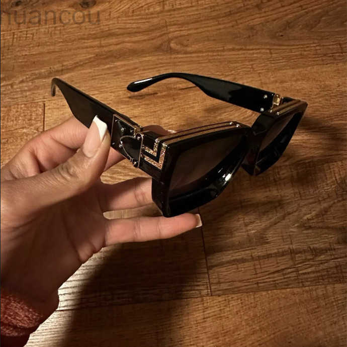 Mens New 2025 Sunglasses 11 Millionaire 1165 Sunglasses for men and women square full frame Vintage unisex Shiny Gold good sell plated Top quality