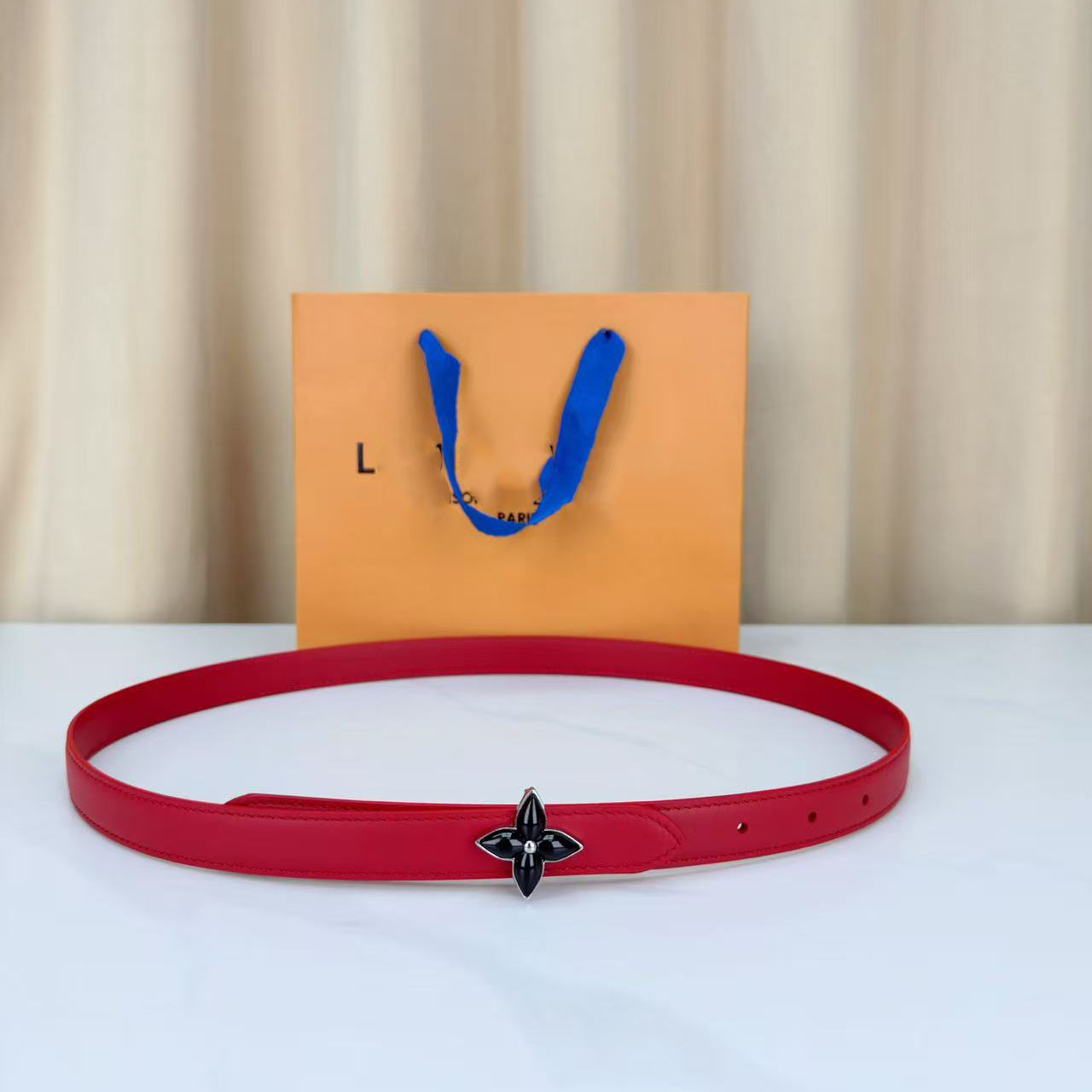 Original brand designer belt, factory processing, celebrity, internet celebrity, same style, big brand belt, classic style, calf leather compact bel