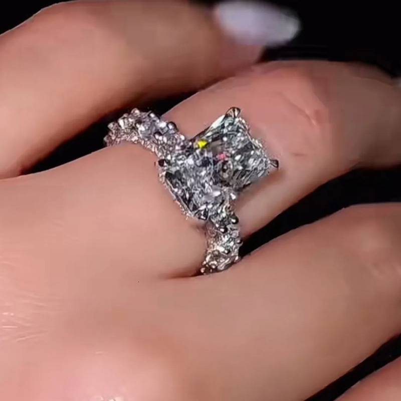 moissanite Ring 925 Sterling Silver Sparkling Wedding Band for Women Gift Diamond rings b82 7a0
