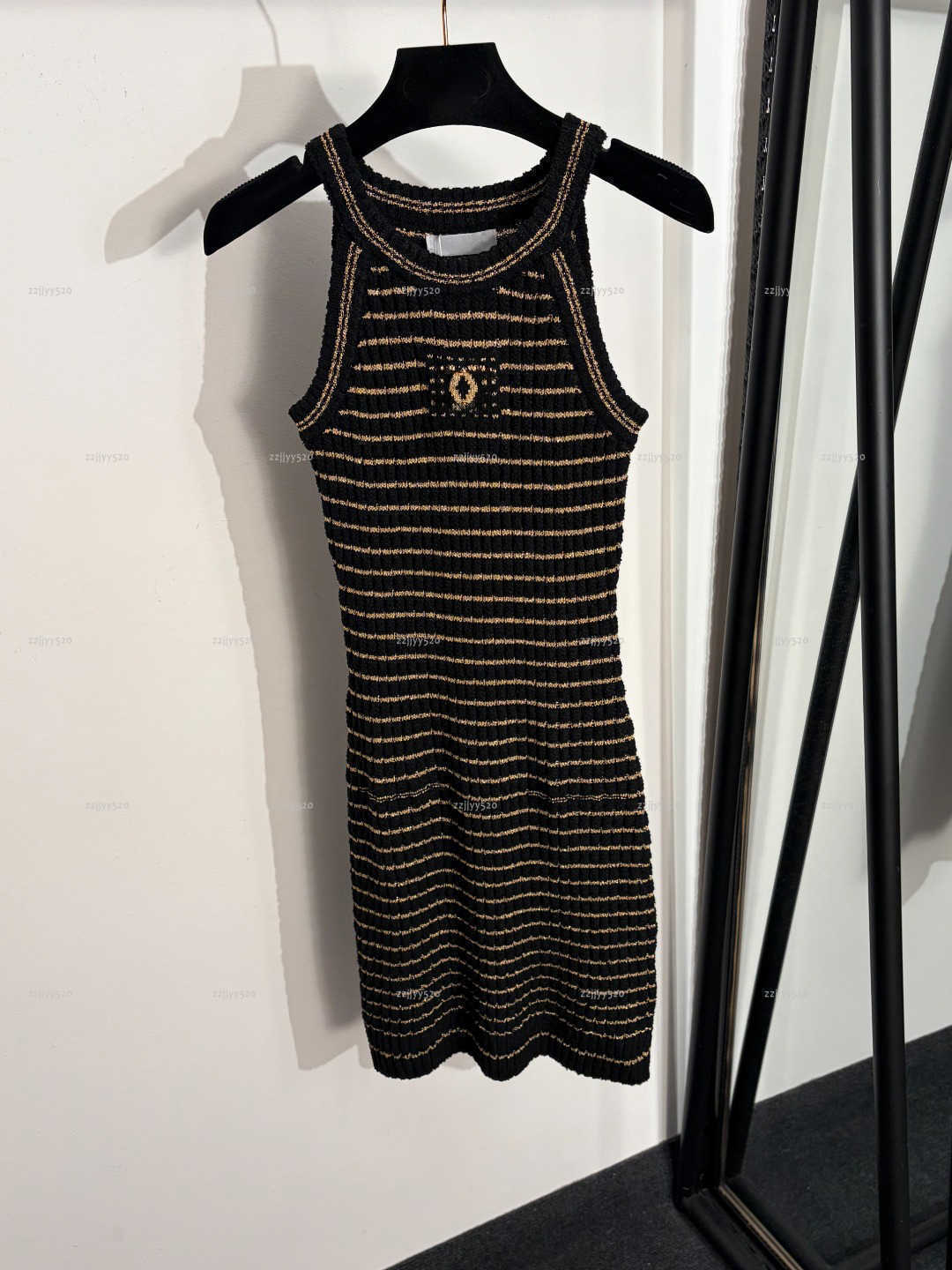 Brand Collar women dress Summer lady dresses women designer clothes striped hip hugging waist cinching knitted vest skirt A016X01N073-image-1103781518